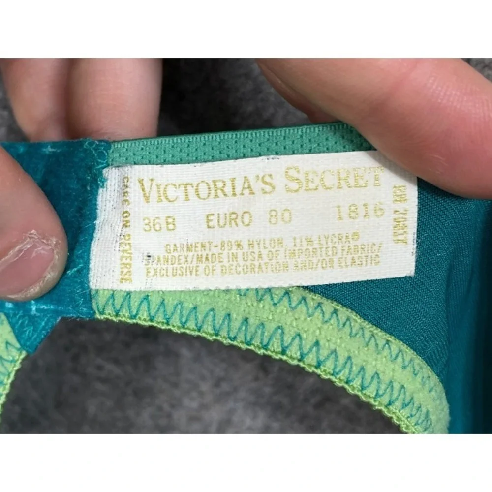 Vintage 90s Victoria's Secret Second Skin Satin Bra Womens 36B Green Gold Label
